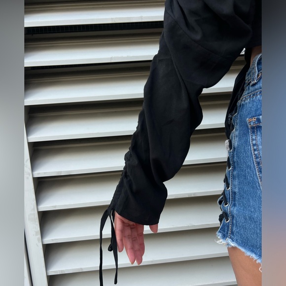 John John cropped top - Picture 4 of 6